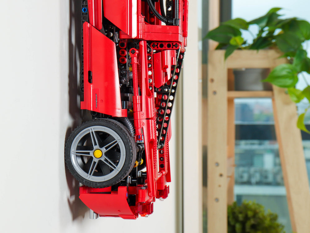 Wall display for LEGO® Enzo Ferrari 1:1 | 8653 - Brick Bracket